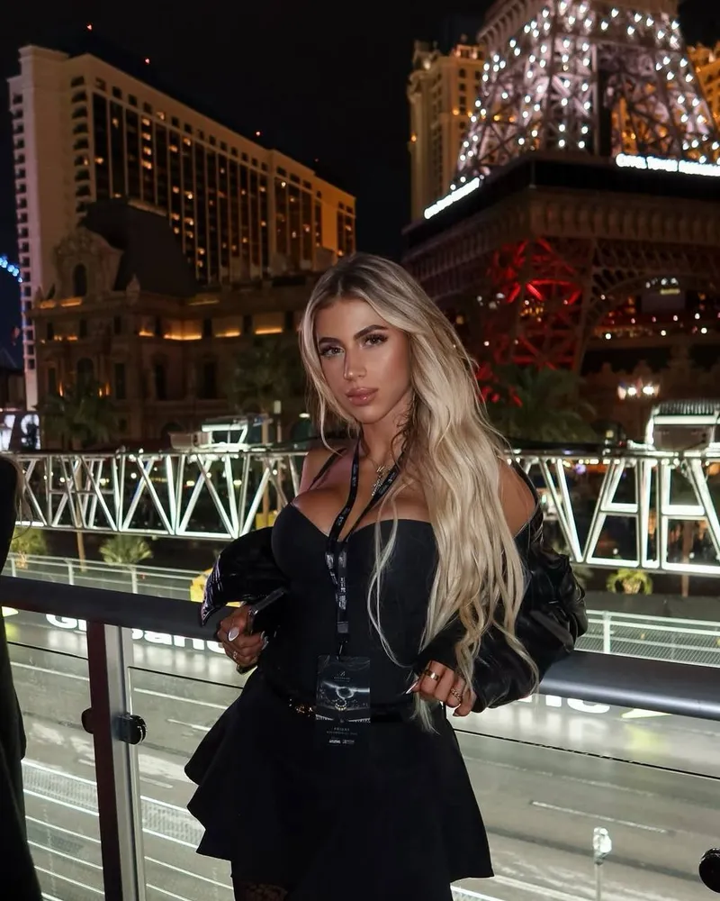 kadikoy--anal-siyahi-sinirsiz-eve-gelen-otele-gelen Escort İlanı Merve - %100 Gerçek Fotoğraflı Randevu