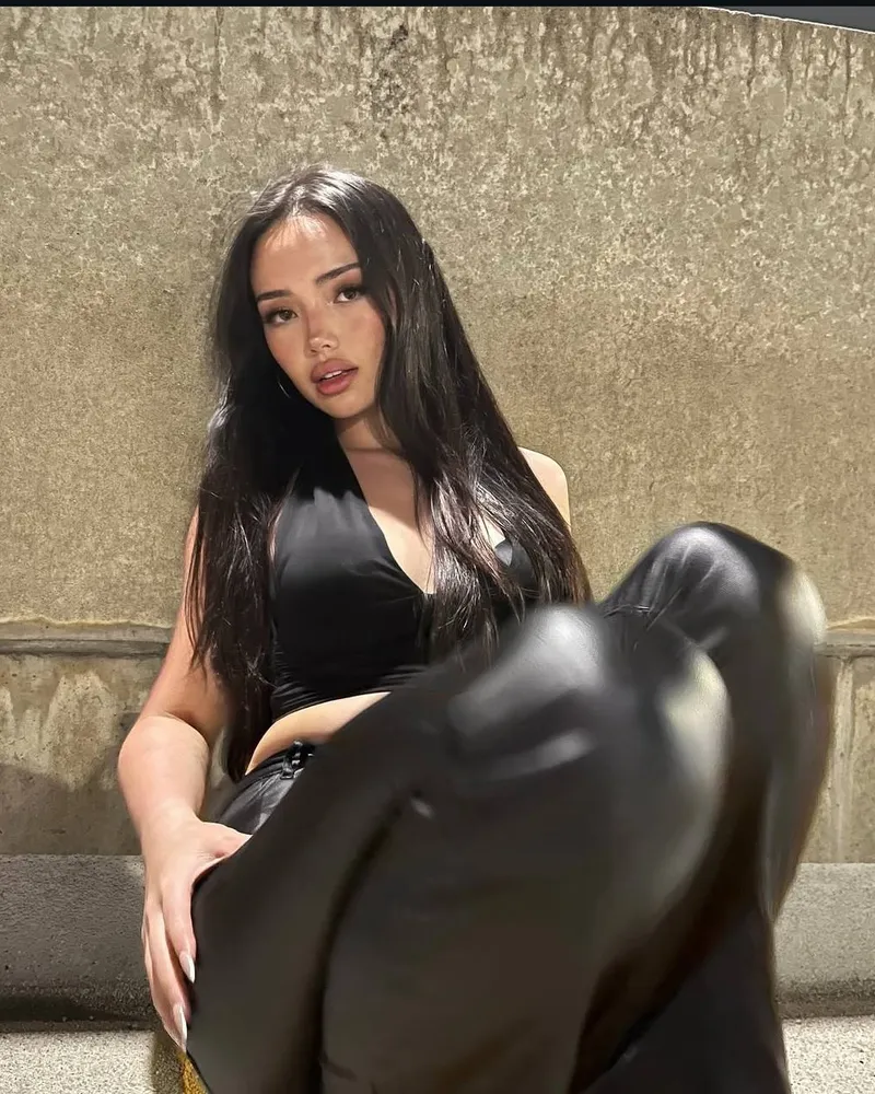 kadikoy--anal-siyahi-sinirsiz-eve-gelen-otele-gelen Escort İlanı Ayla - %100 Gerçek Fotoğraflı Randevu
