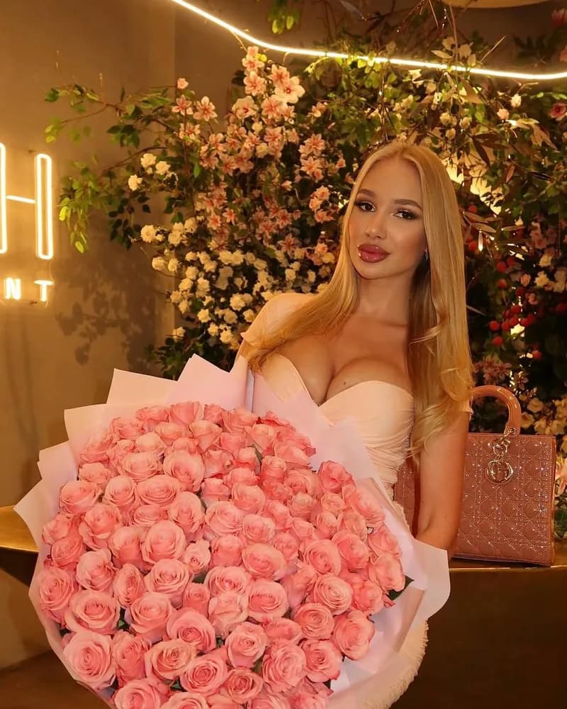 Nil | Bakirkoy VIP Escort | ISTANBUL ESCORT HİZMETİ