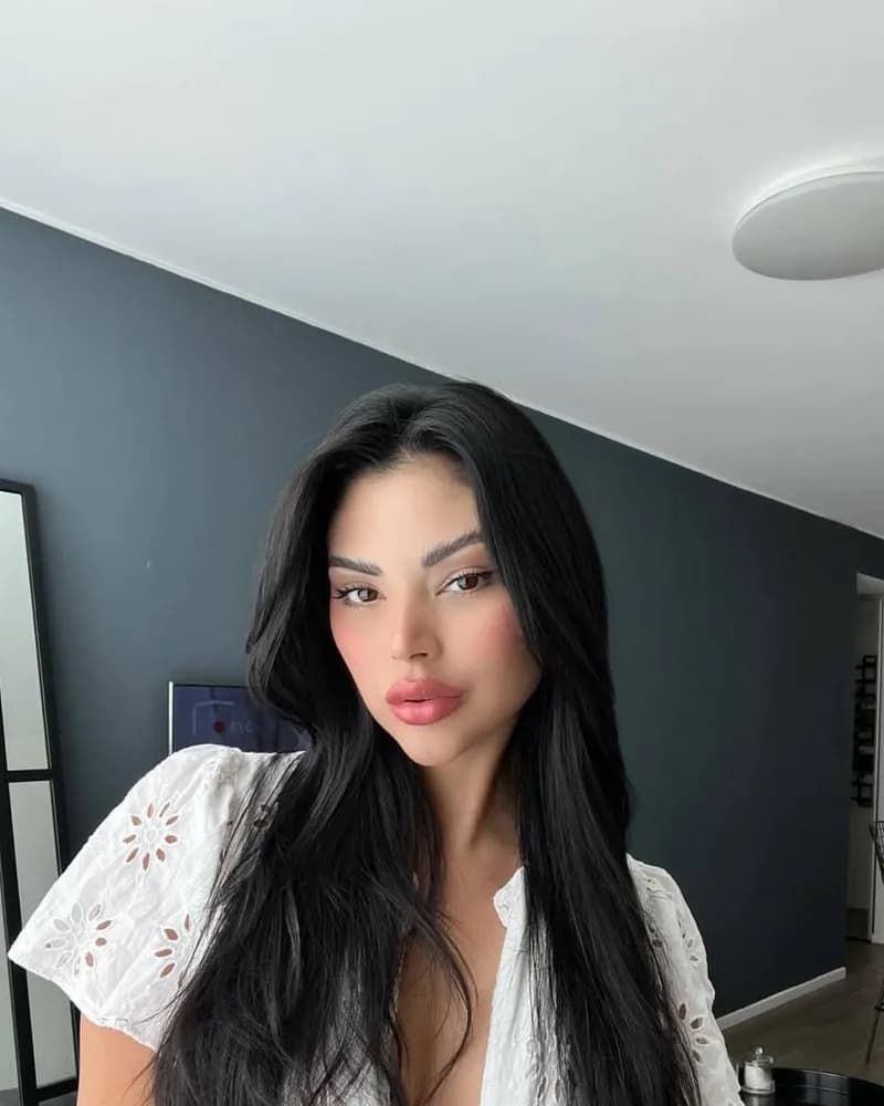 İstanbul Beşiktaş Oya Escort Escort Bayan İlan Fotoğrafı